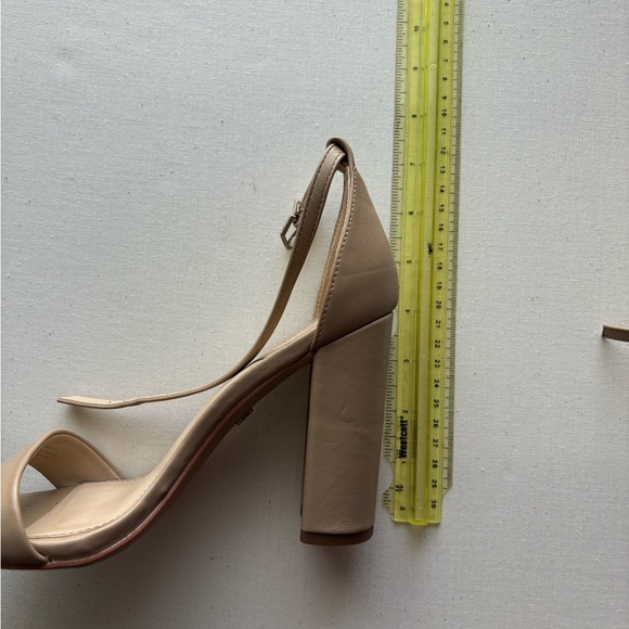 4 inch heels - Picture 6 of 7